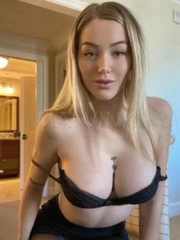 Полина